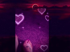 𝓢𝓮𝔁𝔂 𝓕𝓮𝓮𝓽 𝓟𝓵𝓪𝔂! 𝓣𝔀𝓲𝓷𝓴𝓵𝓮 𝓽𝓸𝓮𝓼 𝓫𝓪𝓻𝓮& 𝓲𝓷 𝓼𝓸𝓬𝓴𝓼!! - Screenshot 13 of 16 - Hot Blonde