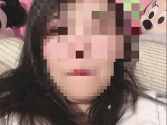 自慰大奶子，来插我 - Screenshot 1 of 16 - Masturber