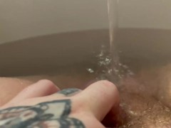 Fuzzy Boi Bath Fun 16/16