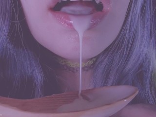 ASMR сгущенка ест из стакана