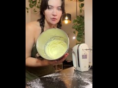 I am your Thanksgiving pie