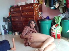 Acid sissy and her dildos 1/4