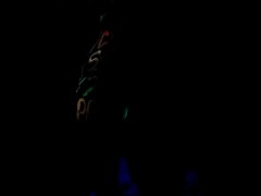Blacklight Fun - Screenshot 3 of 16 - Body Paint