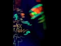 Blacklight Fun - Screenshot 9 of 16 - Body Paint