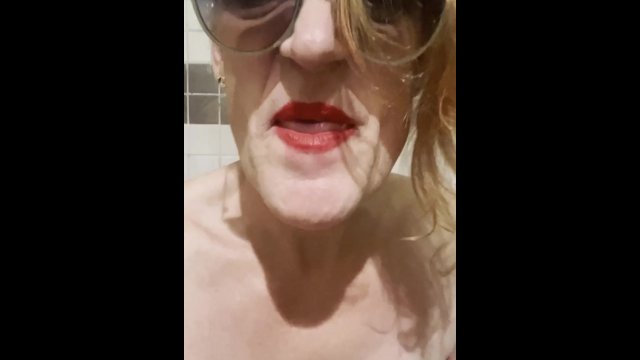 Kitten gets BRAVE in the men’s room at Thompson’s Island