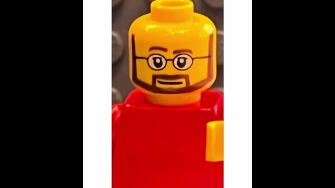 Yigit armiyada ishlamoqda