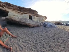 BEACH ADVENTURE: meet Sara again...with her sexy friend - Screenshot 11 of 16 - Public