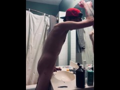 Busting a nut before work - Screenshot 1 of 16 - Bathroom