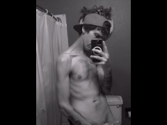 Busting a nut before work - Screenshot 4 of 16 - Guy Jacking Off