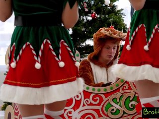 Santa's Hot Helpers Xxlayna Marie & Jill Kassidy Help Milk Stepbro's Rudolph  Dick - S30:E1 screenshot number 1