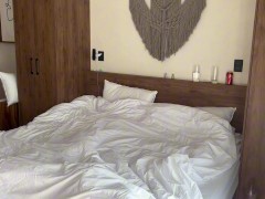 BIG TITS WIFE NAKED CLEANING MIRROW