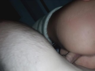 POV Трахается боком в постели и кончает в нее 💦💦