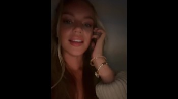 Swedish OnlyFans Modell Fucks a Stranger/Fan at Hotel (Svensk) - Pornhub.com