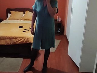 Stepmom Shows off her Big Hairy Pussy after Fucking and Moans for more Cock