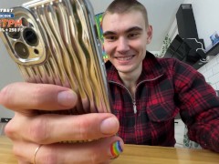 Снегурочка очень сексуально занимается сексом с работягой. Член кончил дважды - Screenshot 2 of 16 - Blowjob