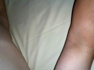 Мастурбирую (373) одним яичком