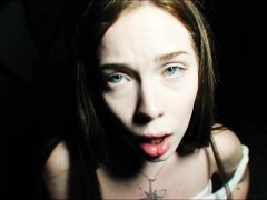 petite Egirl plays with pussy and cums hard in tunnel Venus Vixen