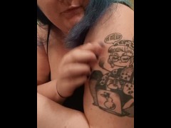 Bbw italian girl show her tattoos
