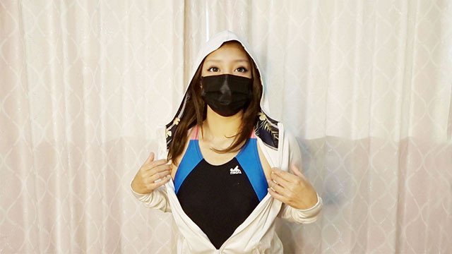 競泳水着でお漏らし❤️沢山出てるところを見てほしい////