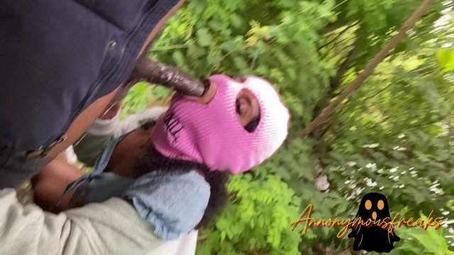 Therapeutic throat session in nature.