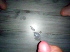 Masturbe (376) with one testicle