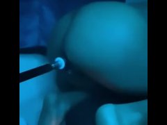 WATCH THIS FAT TIGHT PUSSY SQUIRT