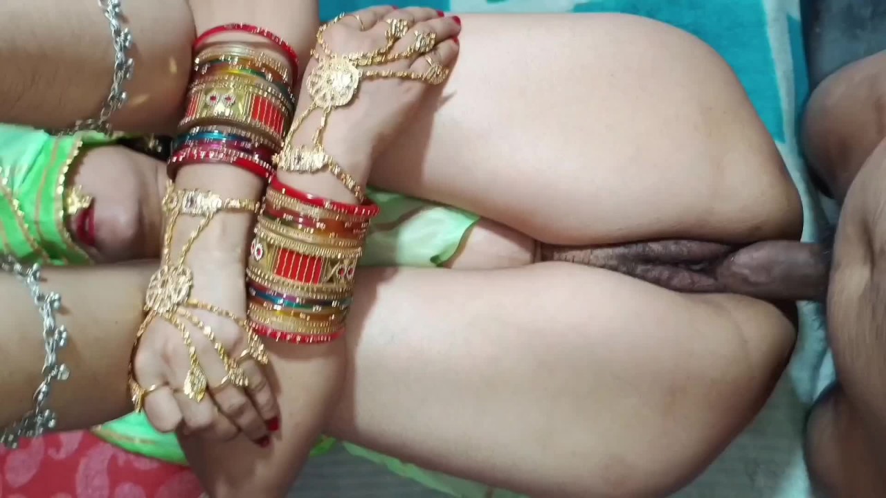 Indian Desi bhabhi pahli baar chod kar bur laal kardi clear Hindi talk