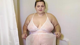 4K Wet Vs Dry White Lingerie Try On