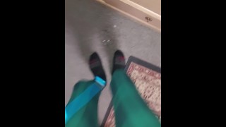Текущий камшот на полу