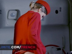 While the passengers on the flight rest - Screenshot 10 of 16 - Air Hostess