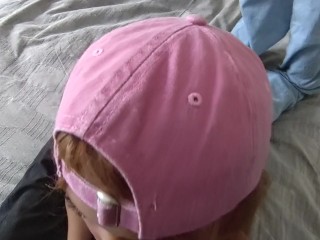 в рот и глубоко заглатывай красивую миниатюрную рыжую секс-куклу