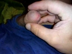 Masturbe (383) with one testicle