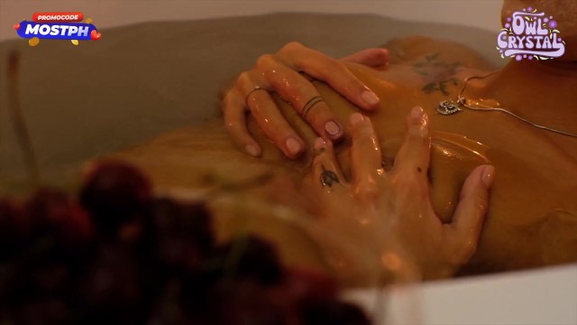 I was spying on my stepsister in the bathroom and this is what happened porn video by Owl Crystal, Luxury Girl
