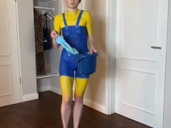 I'M TRYING ON BODY ART IN A SPOTLESS ROOM!