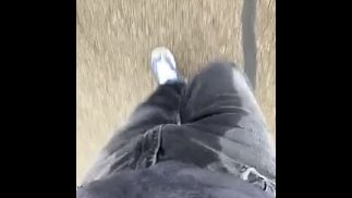 Я мокрая на прогулке