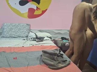 Mi Entrenador De Gimnasio me Coge El Culo