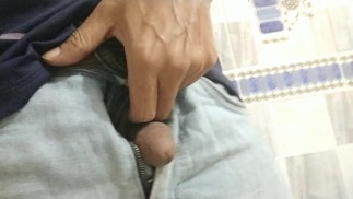 Mature man pissing loudly loudly