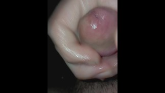 Поглаживаю мой большой толстый член в форме Bell во время грязного разговора