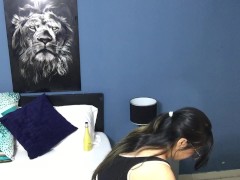 Hot girl makes video masturbating and showing her tits