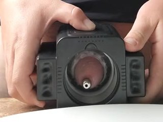 Ejaculation Avec un Nouveau Sextoy Plug Uretre