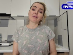 Молодой парень трахнул свою соседку, сочную Милфу - Screenshot 4 of 16 - Stranger