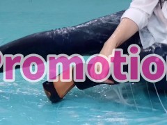 Do you like beautiful women in jeans? Jeans worship, foot fetish, foot lovers