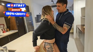 RUBIA CULONA me pide CREAMPIE Y luego lo LAME de y se lo TRAGA