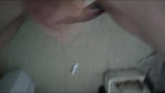 Большой хуй поглаживает