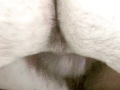 寝取られ 旦那以外の精子が大好きなドMな変態女人妻に大量中出しで妊娠確実！出しすぎて逆流してくる量がすごい - Screenshot 7 of 16 - 変態