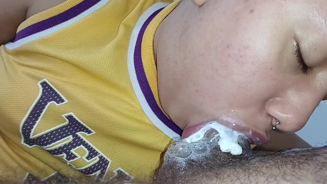 oozing creampie in the bitch's mouth, who sucks so hard until the cuckold cums