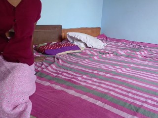 මැණිකෙට හුකනව දෙයියො Fucking to village women her husband awesome fucking time thumbnail