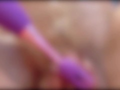 モリマン、デカクリ人妻のオナニーイキ💦強めのモザイクでもわかる勃起させたクリをバイブ責め、入れてほしいの我慢しすぎて最後はヒクヒクくぱぁ💓