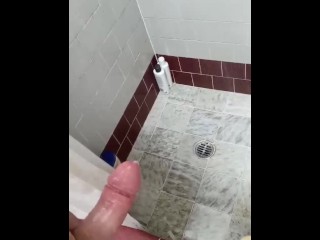 Поглаживание толстого члена