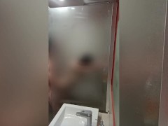 I fuck Hotty Rox hard in the shower